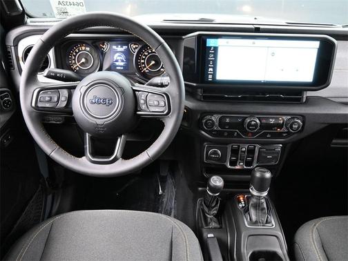 2024 Jeep Gladiator Sport S