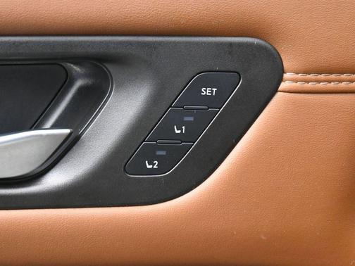 2024 Nissan Pathfinder Platinum FWD