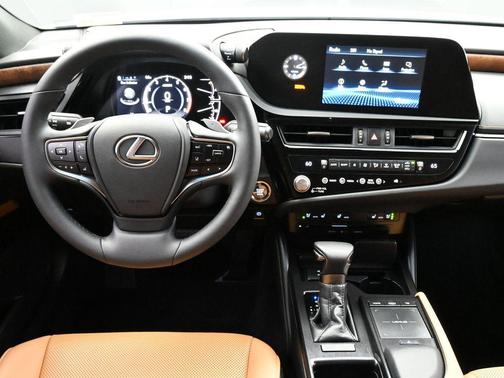 2022 Lexus ES 350 Base