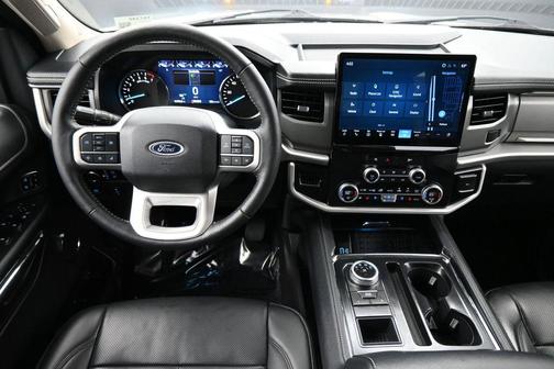 Iconic Silver Metallic 2024 Ford Expedition XLT