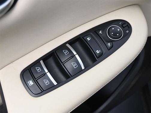 2022 INFINITI QX50 LUXE