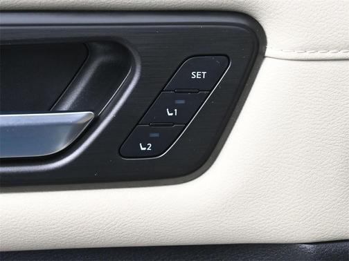 2025 Nissan Armada Platinum Reserve 2WD