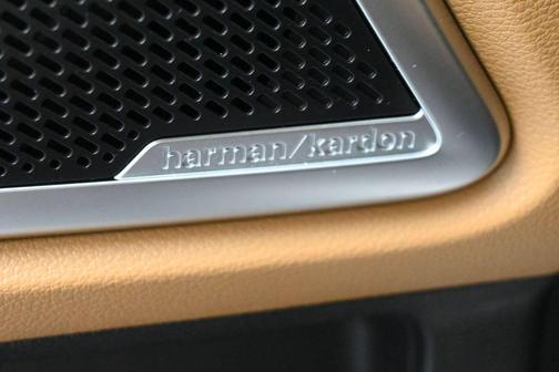 Ebony Black 2022 Kia Telluride SX