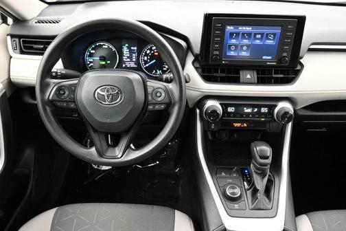 White 2022 Toyota RAV4 Hybrid XLE