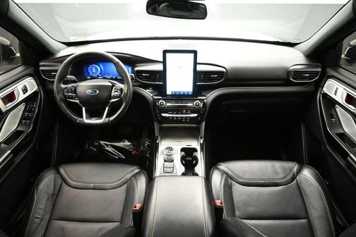 Star White Metallic Tri-Coat 2023 Ford Explorer ST