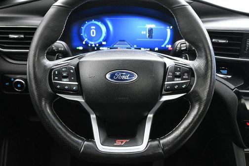 Star White Metallic Tri-Coat 2023 Ford Explorer ST