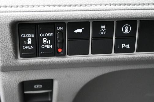 Modern Steel Metallic 2023 Honda Odyssey Touring