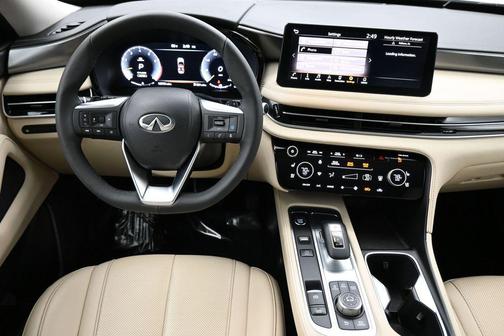 Majestic 2023 INFINITI QX60 Luxe