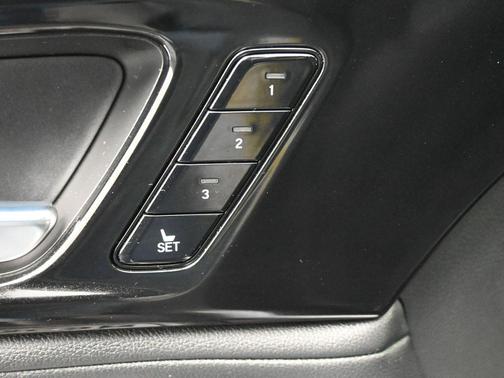 2023 Acura MDX Standard