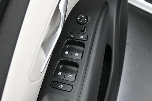 White Pearl 2024 Hyundai TUCSON SEL