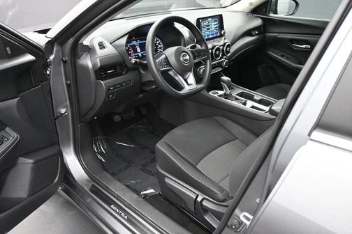 Gun Metallic 2025 Nissan Sentra SV