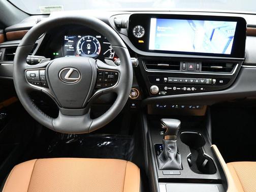Eminent White Pearl 2023 Lexus ES 350 Base