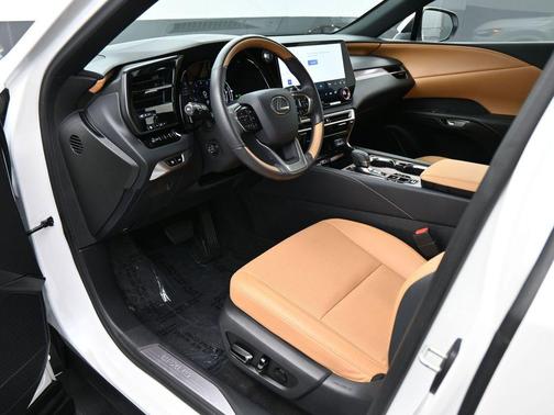 Eminent White Pearl 2024 Lexus RX 350 Premium