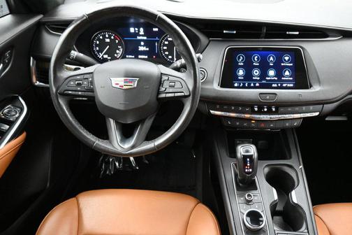 Crystal White Tricoat 2019 Cadillac XT4 Premium Luxury