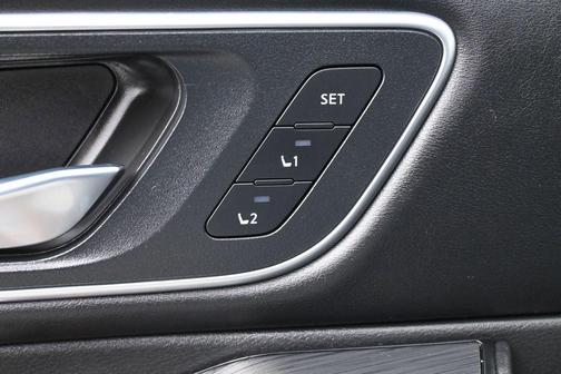Boulder Gray Pearl/Super Black 2024 Nissan Rogue Platinum