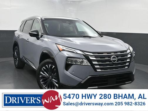 Boulder Gray Pearl/Super Black 2024 Nissan Rogue Platinum