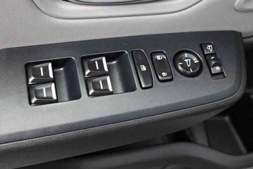 Lunar Silver Metallic 2024 Honda Pilot Elite