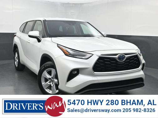Wind Chill Pearl 2023 Toyota Highlander Hybrid LE