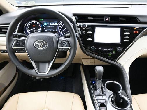 2018 Toyota Camry XLE