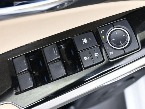 2016 Lexus IS 350 Base