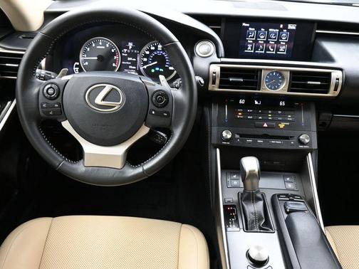 2016 Lexus IS 350 Base