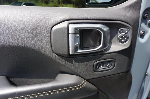 Anvil Clear Coat 2024 Jeep Wrangler 4-Door Sahara 4x4