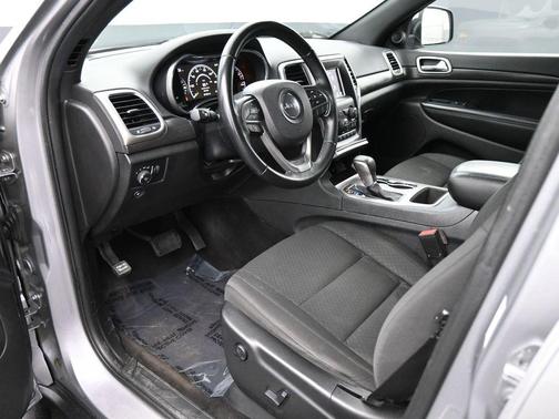 2018 Jeep Grand Cherokee Laredo E