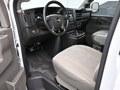 2020 Chevrolet Express 2500 RWD 2500 Regular Wheelbase WT