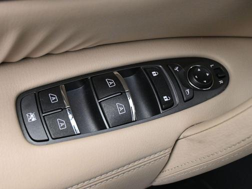 2020 Nissan Armada SL 2WD