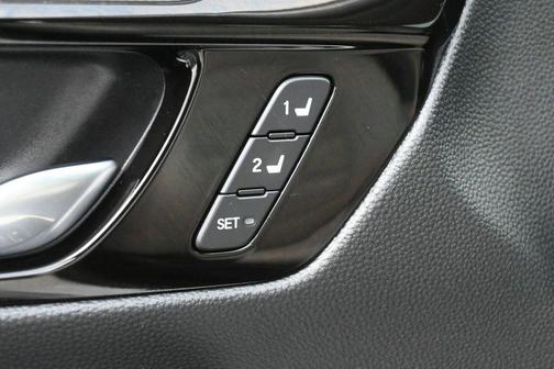 Platinum White Pearl 2025 Honda CR-V EX-L 2WD