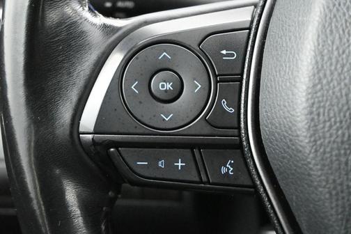 Celestial Silver Metallic 2022 Toyota Camry SE