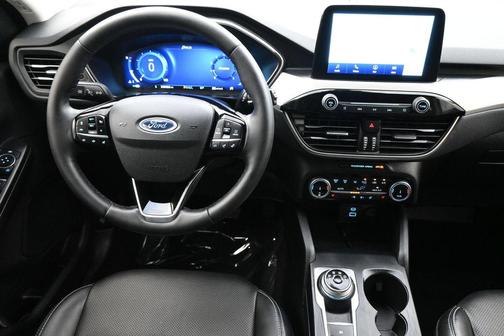 Star White Metallic Tri-Coat 2022 Ford Escape SEL