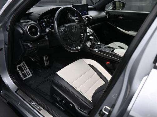 2022 Lexus IS 350 Base