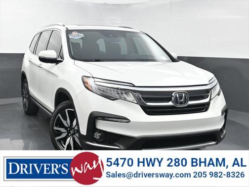 2022 Honda Pilot Touring 8-Passenger