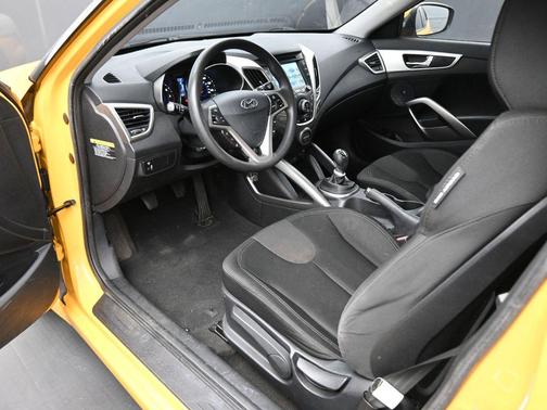 2012 Hyundai Veloster Base