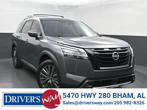 2024 Nissan Pathfinder SL FWD