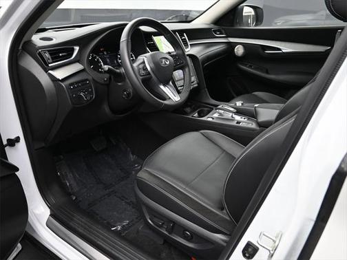 2024 INFINITI QX50 Sensory