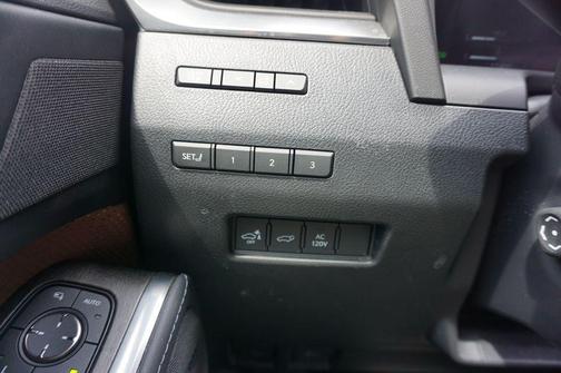 Eminent White Pearl 2024 Lexus GX 550 Luxury