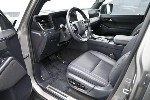 Atomic Silver/Black 2024 Lexus GX 550 Overtrail+