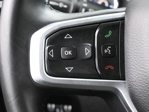 Bright White Clearcoat 2019 RAM 1500 Big Horn