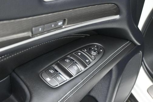 Majestic 2019 INFINITI QX60 Luxe