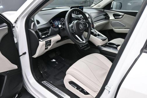 Platinum White Pearl 2025 Acura RDX Technology Package