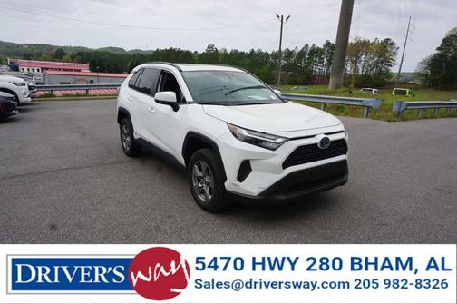 2022 Toyota RAV4 Hybrid XLE