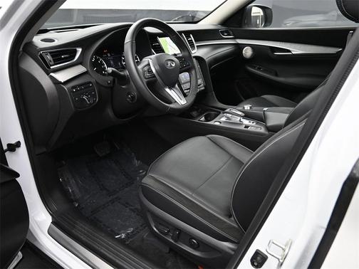 2024 INFINITI QX50 Sensory