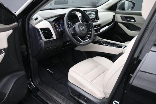 Super Black 2023 Nissan Rogue SL