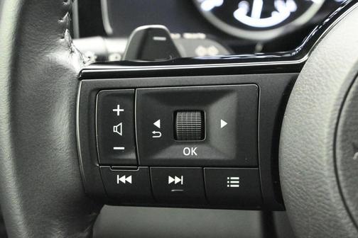 Deep Ocean Blue Pearl 2022 Nissan Pathfinder SV 2WD