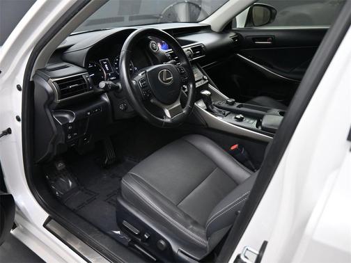 2019 Lexus IS 300 Base