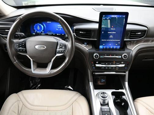 Star White Metallic Tri-Coat 2020 Ford Explorer Platinum