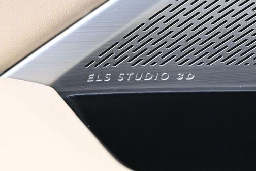 Platinum White Pearl 2023 Acura MDX Advance Package