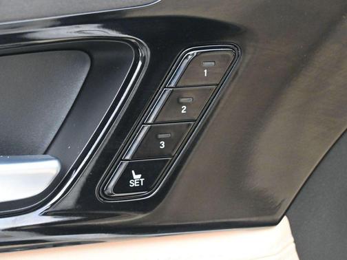 2023 Acura MDX Advance Package